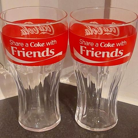 2 CocaCola glass 'Share a Coke' selges