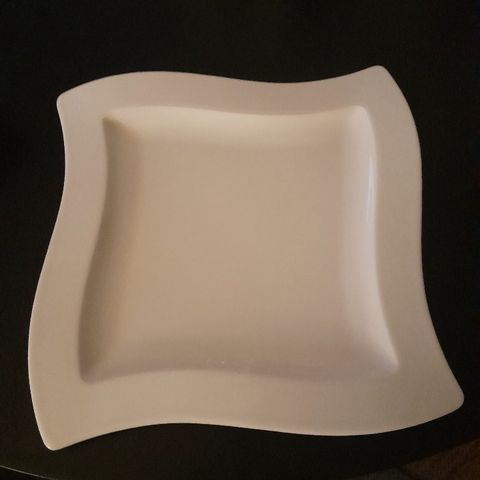 New wave servise fra Villeroy boch som nytt selges for1500 kr samlet...