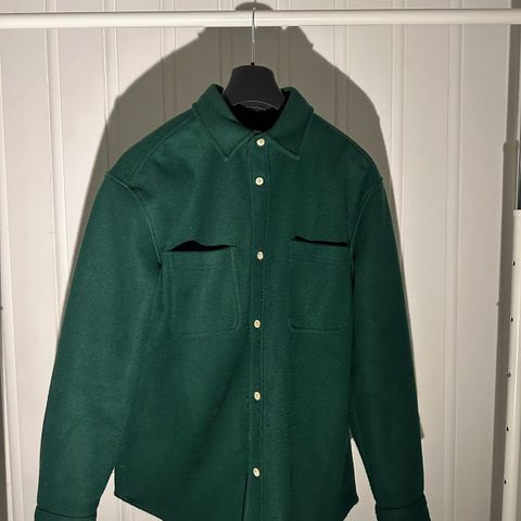 Grønn skjorte fra hm str. L
