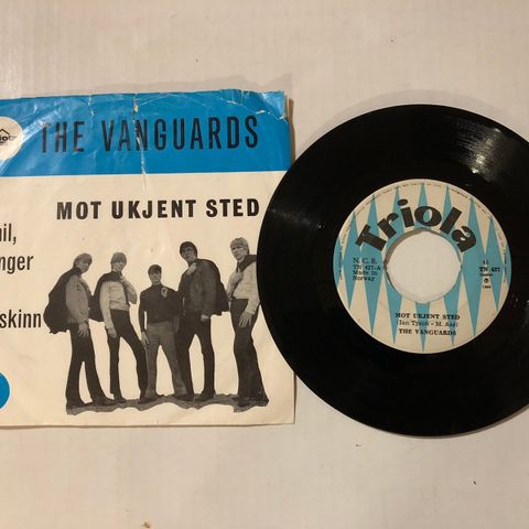 THE VANGUARDS / MOT UKJENT STED - 7" VINYL SINGLE
