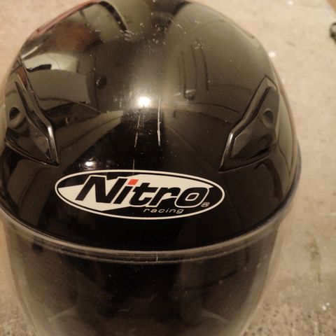 nitro racing hjelm