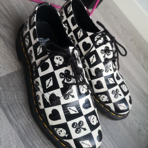 Dr martens sko 37