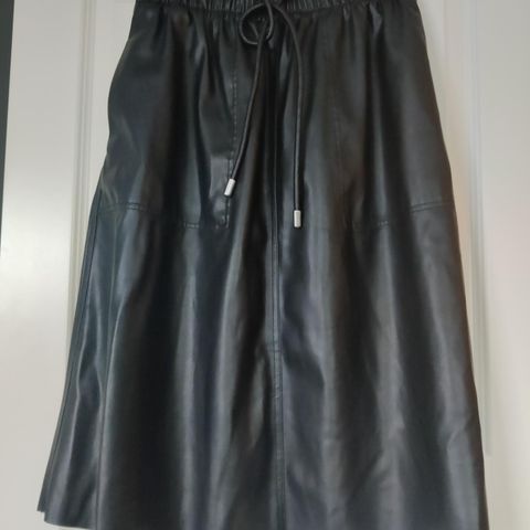 Ubrukt Proenza Schouler faux leather skirt