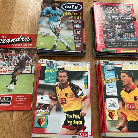 Fotballprogram: Watford FC 1996/97 komplett hjemme og borte