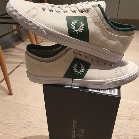 Nye Fred Perry sneakers str 9