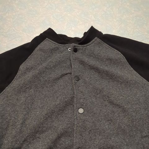 Fin cardigan/genser fra H&M