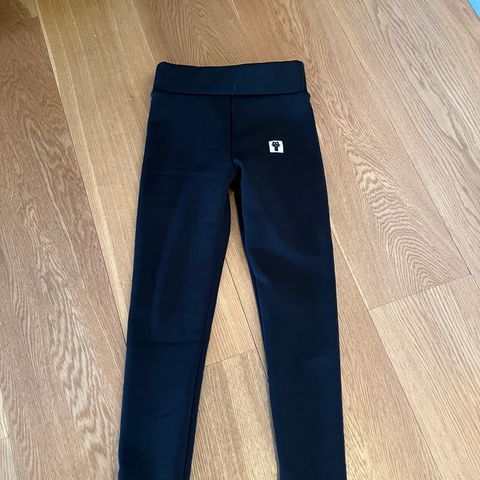 NY Foret tights str.XL, men tilsvarer M selges.