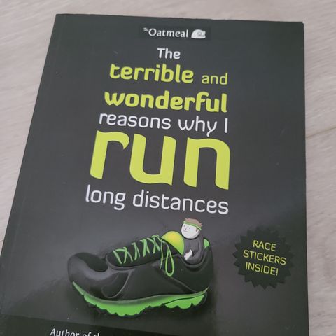 Morsom bok om løping