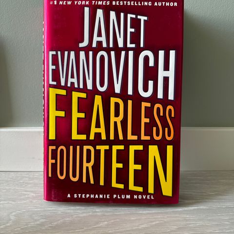 Janet Evanovich - Fearless Fourteen