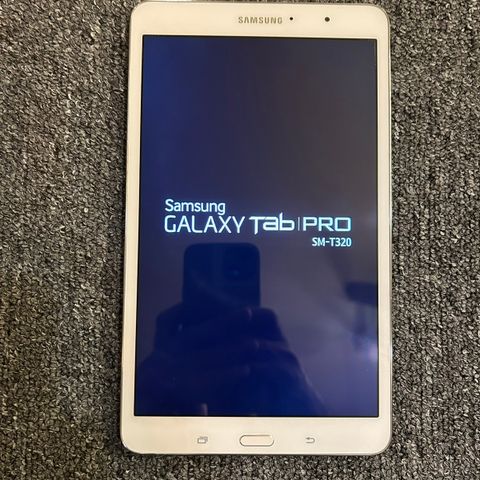 Samsung Galaxy Tab Pro SM-T320 se bilder & lese takk 1000 kr ferdig prute