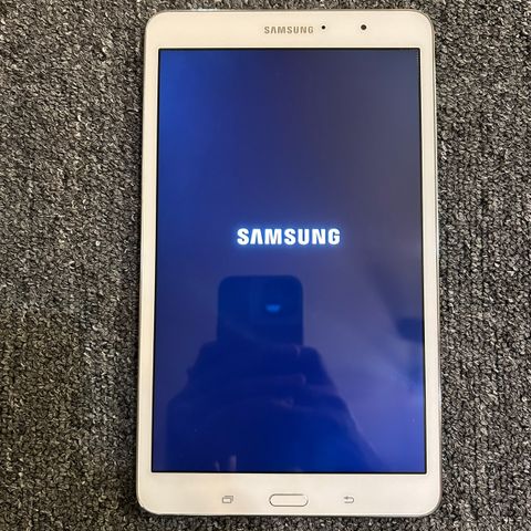 Samsung Galaxy Tab Pro SM-T320 se bilder og lese 1000 kr ferdig prute