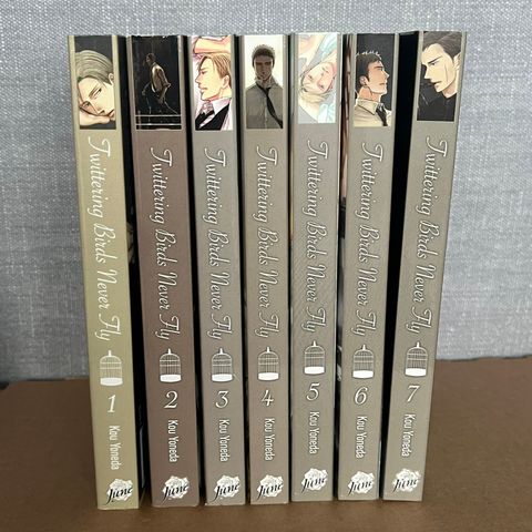 BL manga & merch - Twittering birds never fly 1-7