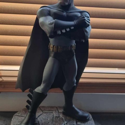 BATMAN STATUE FRANK MILLER