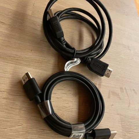 2 nye HDMI-kabler