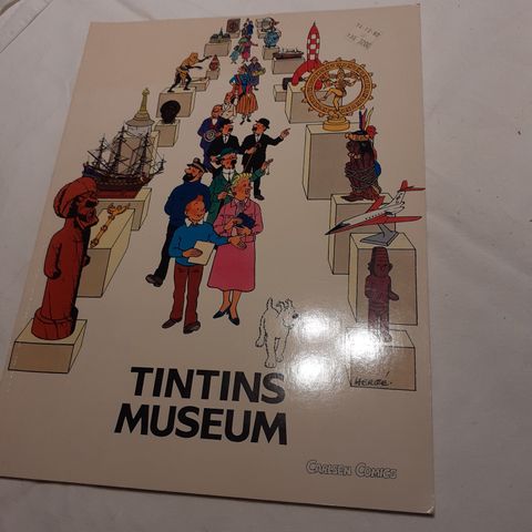 TINTINS MUSEUM. CARLSEN COMICS. 1. OPPLAG. 1982.
