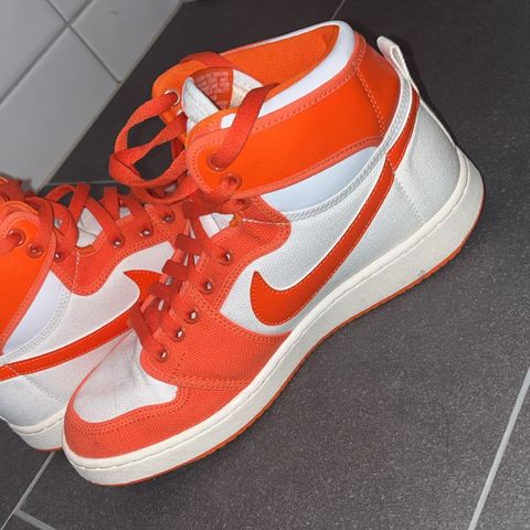 Jordan 1s Ko orange rush