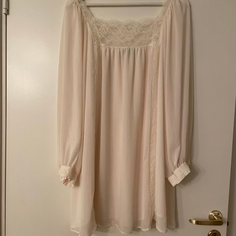 Blondekjole fra Topshop str 42