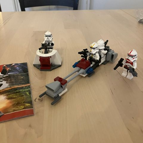 Lego Star Wars 7655 - Clone Troopers Battle Pack