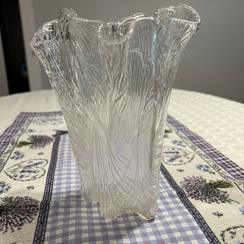 krystallvase fra Glassmagasinet, 25 cm høy