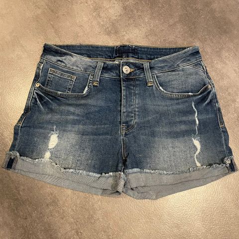 denim shorts fra river Island