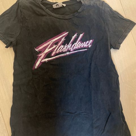 Tskjorte «Flashdance» fra Zara str S