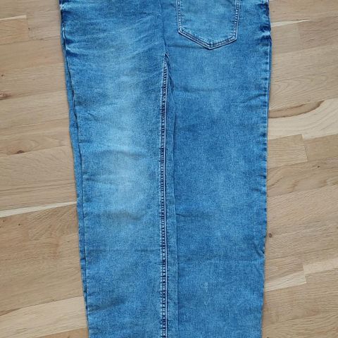 2 Jeans, str 170, 140 kr