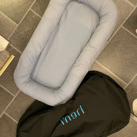 Yngri babynest