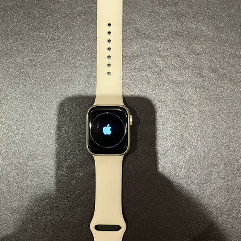 Apple Watch Series 7 41mm