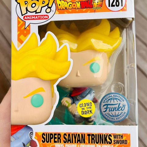 Funko Pop! Super Saiyan Trunks w/ Sword (Glow in the Dark) | Dragon Ball (1281)