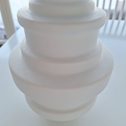 Utgått stor PHLOX vase i hvit fra DBDK