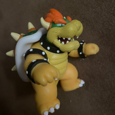 Bowser figur liten