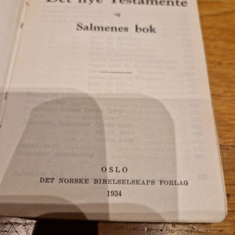 Det nye testamente og Salmenes bok 1934