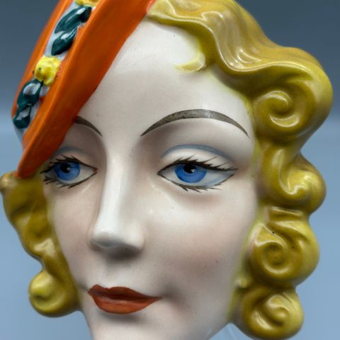 Unik Royal Dux/Duchcov  Art Deco vegg maske fra ca. 1930