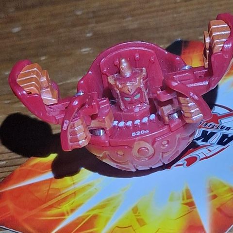 Bakugan Fortress Red Pyrus B2 520G