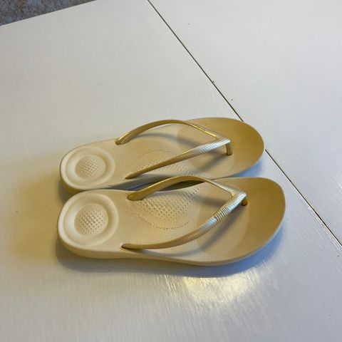 Sandaler fra Fitflop (Str. 37)