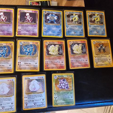 Pokemon base set holo