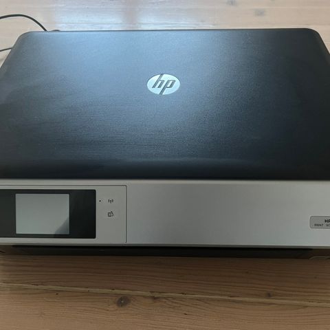 Printer og scanner HP Envy 5530 - trenger nye patroner