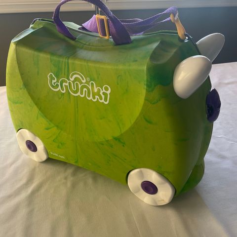 Trunki barnekoffert med hjul