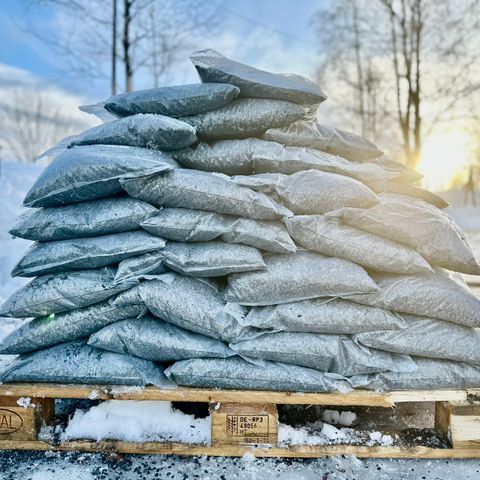 Høstpris! Strøgrus i småsekker