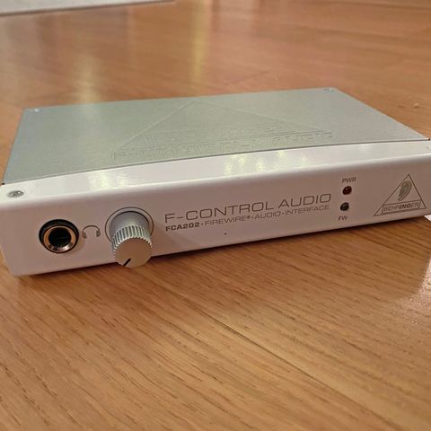 Behringer FCA202 Firewire Lydkort