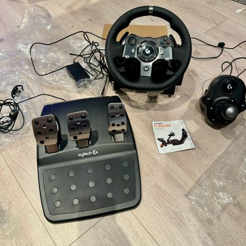 Logitech G920 Driving Force ratt pedal og gir sett helt ny