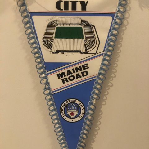Manchester City - nydelig vintage vimpel fra 1983