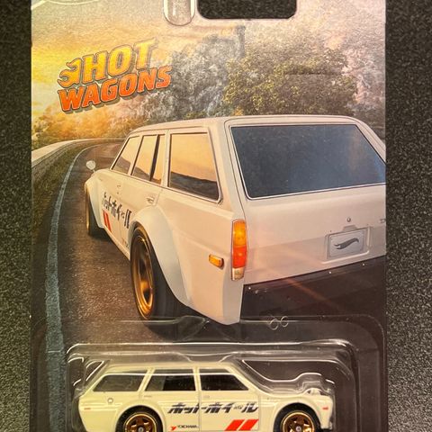 Hot Wheels Premium Datsun Bluebird Wagon (510) - SHOT WAGONS - HRR88 -