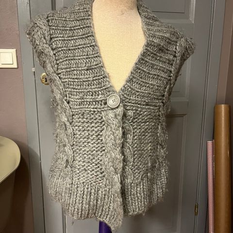 American Vintage vest