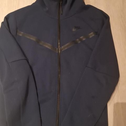 Mørkeblå Nike tech fleece