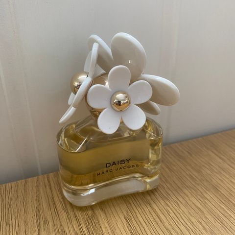 Marc Jacobs Daisy