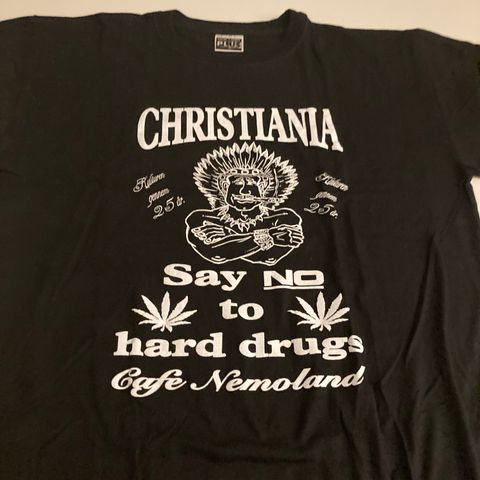 T- shirt fra Christiania XL