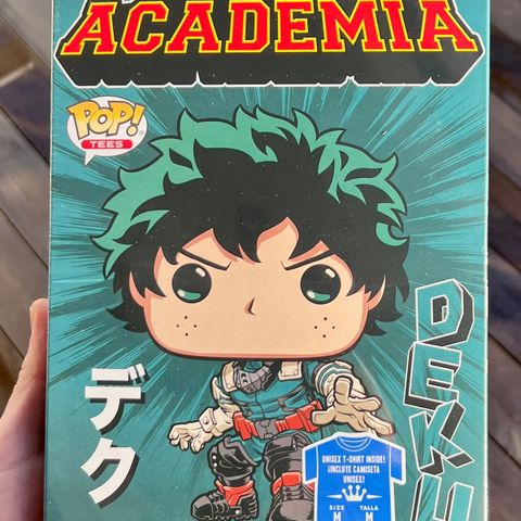 Funko Pop! Tee: Deku (Izuku Midoriya) | My Hero Academia