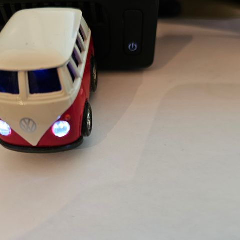 VW USB minne brikke bil