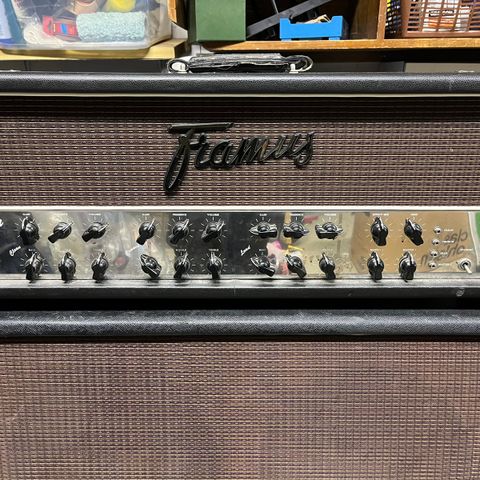 Framus Dragon m/ 4x12 og flights/holdt av til 17juli